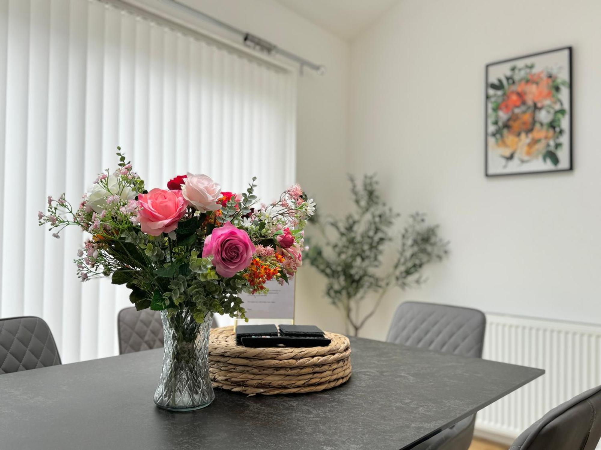 The Ravens Inn, 4 - Bed, Sleeps 6, Pets Welcome Ulverston Exterior photo
