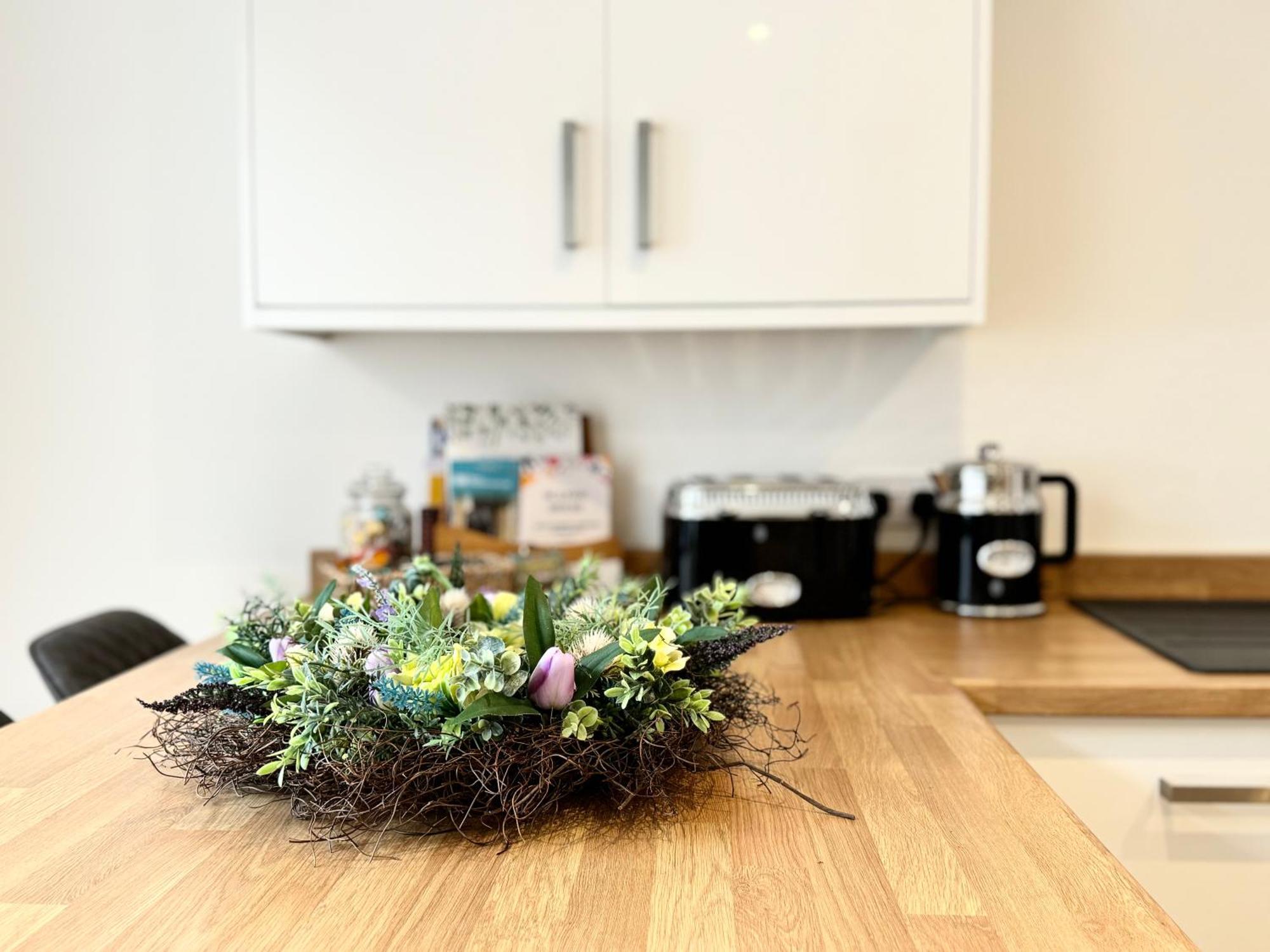 The Ravens Inn, 4 - Bed, Sleeps 6, Pets Welcome Ulverston Exterior photo